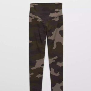 NWT Offline Real Me High Waisted Legging - CAMO